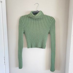 FLASH SALE! ❤️ Urban Outfitters Knit Cropped Turtleneck Sweater